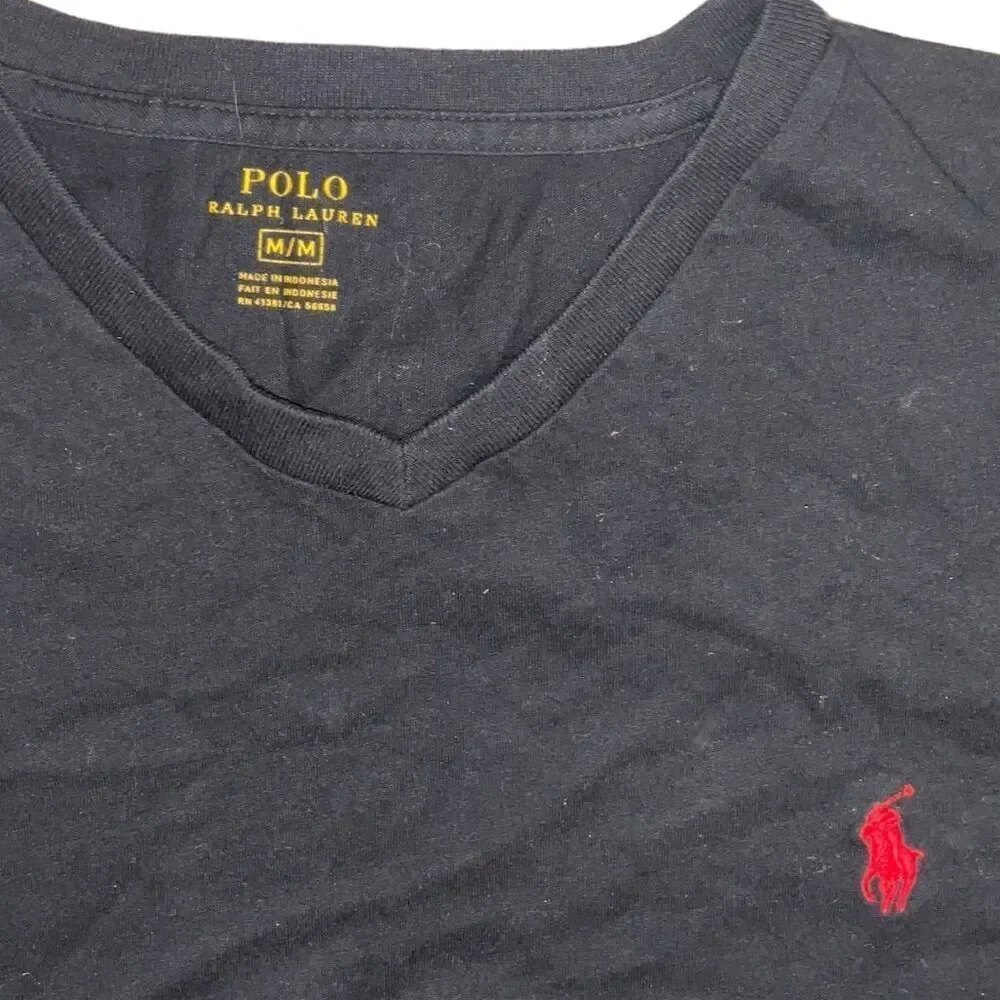 🔷 Polo Ralph Lauren Men’s V-Neck Tee –‎ Black w/ Red Pony Logo – Size M